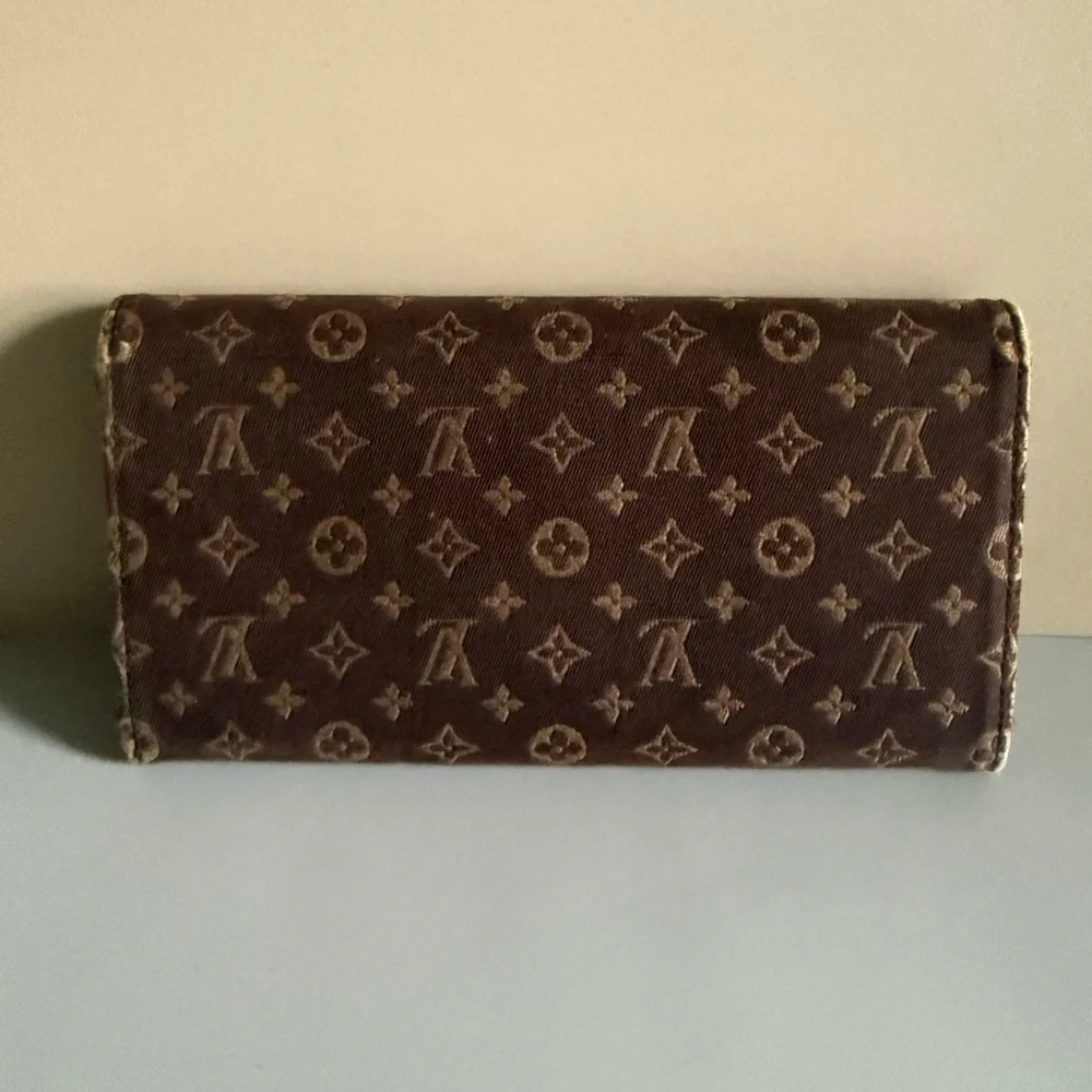 Louis Vuitton Classic Monogram Wallet, Louis Vuitton Monogram Denim Long Wallet